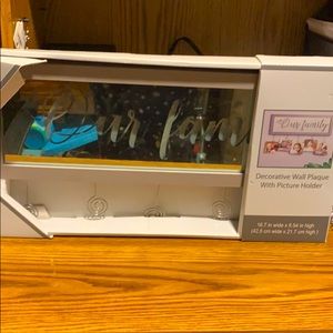 Decorative Wall Plaque w/ pic holder